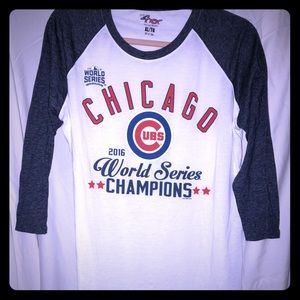 Women’s  XL Cubs Championship Baseball Tee